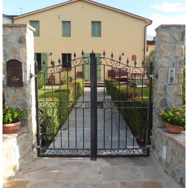 Wrought Iron Pedestrian Gate. Personalised Executions. 066