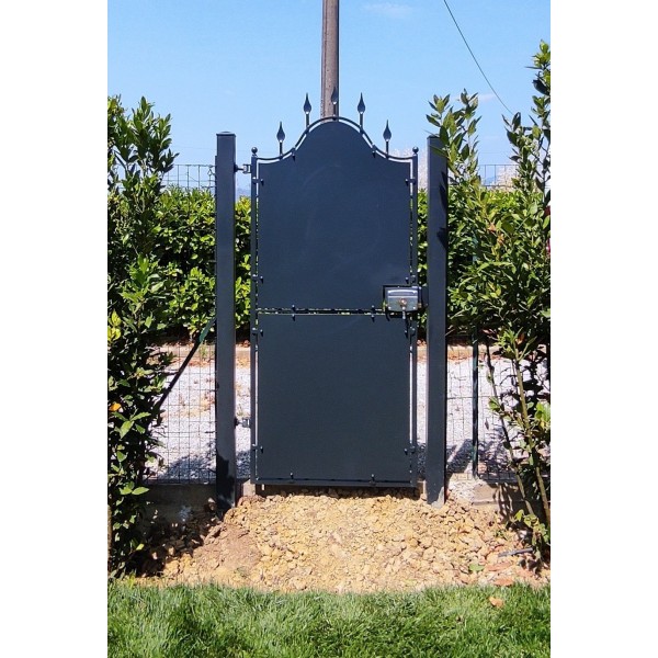 Wrought Iron Pedestrian Gate. Personalised Executions. 073