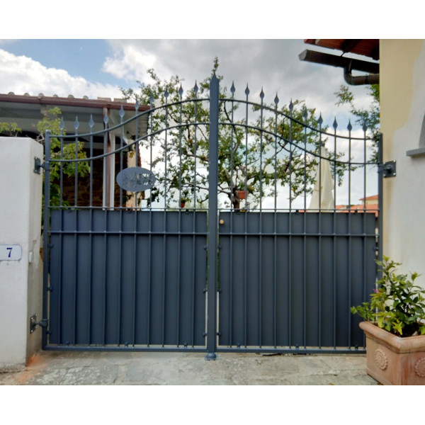 CANCELLO PEDONALE in Ferro . Realizzazioni Personalizzate . Cod. 073