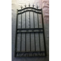 CANCELLO PEDONALE in Ferro Battuto . Realizzazioni Personalizzate . Cod. 074
