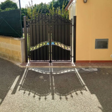CANCELLO PEDONALE in Ferro Battuto . Realizzazioni Personalizzate . Cod. 083
