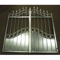 CANCELLO PEDONALE in Ferro Battuto . Realizzazioni Personalizzate . Cod. 083