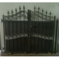 CANCELLO PEDONALE in Ferro Battuto . Realizzazioni Personalizzate . Cod. 083