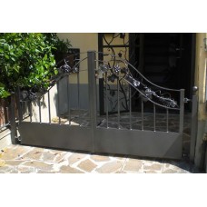 Wrought Iron Pedestrian Gate. Personalised Executions. 087