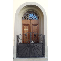 CANCELLO PEDONALE in Ferro Battuto . Realizzazioni Personalizzate . Cod. 088