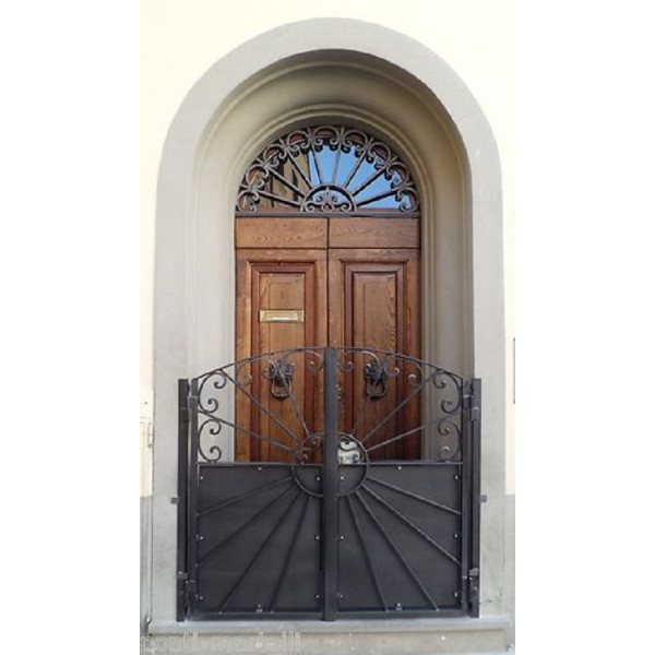 CANCELLO PEDONALE in Ferro Battuto . Realizzazioni Personalizzate . Cod. 088