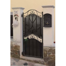 CANCELLO PEDONALE in Ferro Battuto . Realizzazioni Personalizzate . Cod. 097