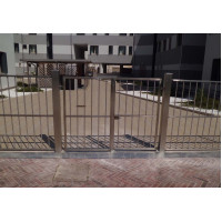 CANCELLO PEDONALE in Acciaio Inox . Realizzazioni Personalizzate . Cod. 098