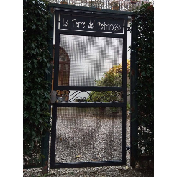 CANCELLO PEDONALE in Ferro Battuto . Realizzazioni Personalizzate . Cod. 1505