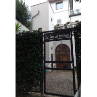 CANCELLO PEDONALE in Ferro Battuto . Realizzazioni Personalizzate . Cod. 1505