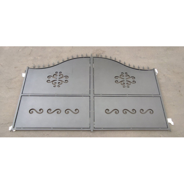 CANCELLO CARRABILE in Ferro con disegno Laser . Realizzazioni Personalizzate . Cod. 1511