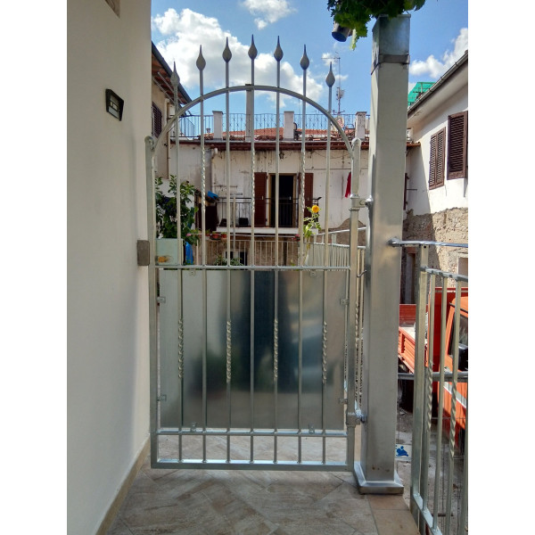 CANCELLO PEDONALE in Ferro . Realizzazioni Personalizzate . Cod. 1513