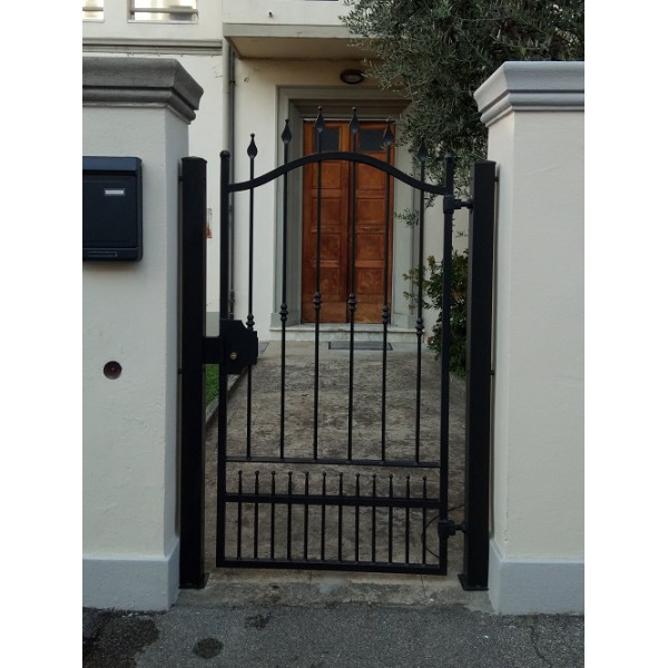 CANCELLO PEDONALE in Ferro . Realizzazioni Personalizzate . Cod. 1514