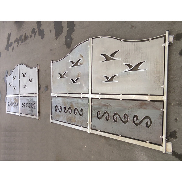 CANCELLO CARRABILE in Ferro con disegno Laser . Realizzazioni Personalizzate . Cod. 1520
