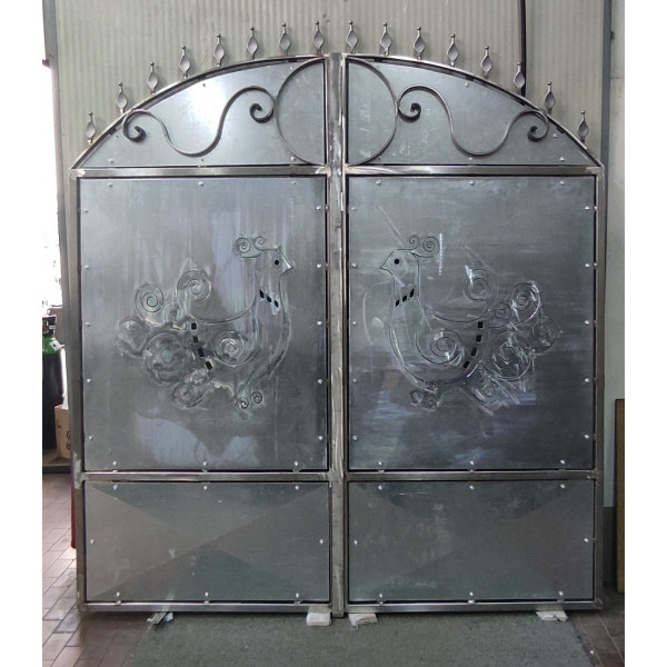 CANCELLO PEDONALE in Ferro con disegno Laser . Realizzazioni Personalizzate . Cod. 1521