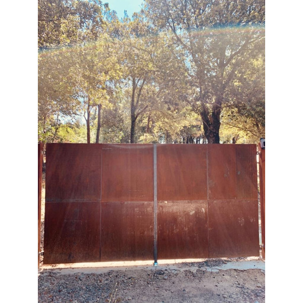 CANCELLO CARRABILE in Ferro CORTEN . Realizzazioni Personalizzate . Cod. 1524