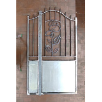 CANCELLO PEDONALE in Ferro con disegno Laser . Realizzazioni Personalizzate . Cod. 1530