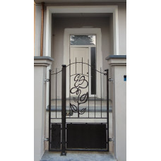CANCELLO PEDONALE in Ferro con disegno Laser . Realizzazioni Personalizzate . Cod. 1530