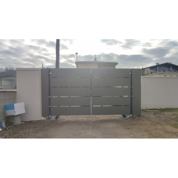 CANCELLO CARRABILE Ferro . Realizzazioni Personalizzate . cod. 1532 . Detrazioni 50%.