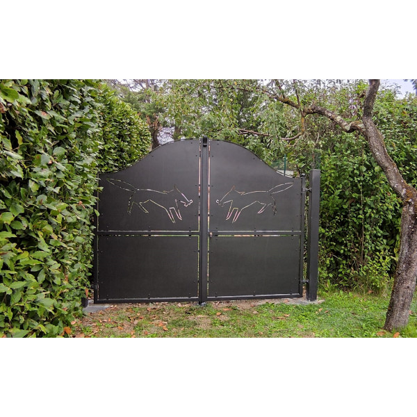 CANCELLO CARRABILE in Ferro con disegno Laser . Realizzazioni Personalizzate . Cod. 1533