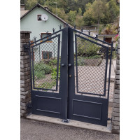 CANCELLO PEDONALE in Ferro . Realizzazioni Personalizzate . Cod. 1534