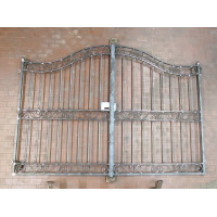 CANCELLO CARRABILE in Ferro Battuto . Realizzazioni Personalizzate . Cod. 1535
