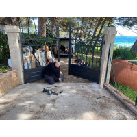 CANCELLO CARRABILE in Ferro Battuto . Realizzazioni Personalizzate . Cod. 1536