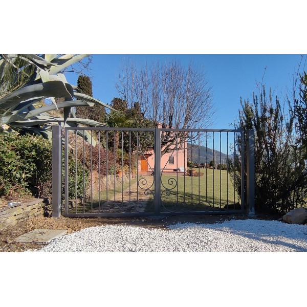 CANCELLO PEDONALE Ferro Battuto . Realizzazioni Personalizzate . cod. 1537 . Detrazioni 50%