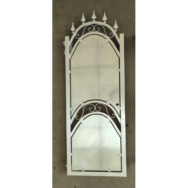 CANCELLO PEDONALE in Ferro Battuto con disegno Laser . Realizzazioni Personalizzate . Cod. 1544