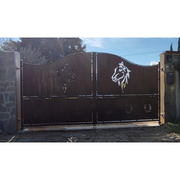 CANCELLO CARRABILE in Ferro con disegno Laser . Realizzazioni Personalizzate . Cod. 1546