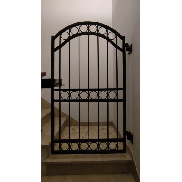 CANCELLO PEDONALE in Ferro . Realizzazioni Personalizzate . Cod. 1549