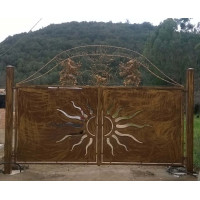 CANCELLO CARRABILE in Ferro con disegno Laser . Realizzazioni Personalizzate . Cod. 191