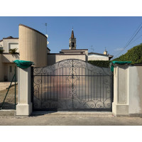 CANCELLO CARRABILE in Ferro Battuto . Realizzazioni Personalizzate . Cod. 2101