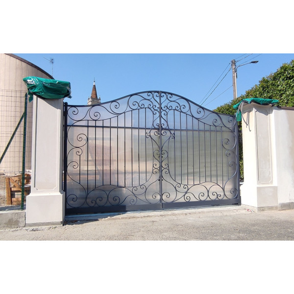 CANCELLO CARRABILE in Ferro Battuto . Realizzazioni Personalizzate . Cod. 2101