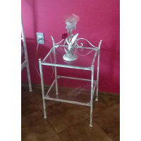 COMODINO in FERRO BATTUTO . Realizzazioni Personalizzate . 1250