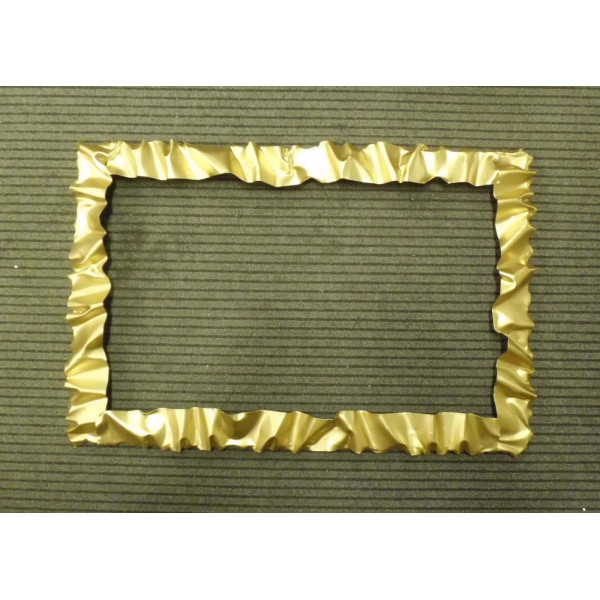 CORNICE design FERRO BATTUTO per Specchio o Foto con o senza LED . Realizzazioni Personalizzate . 850