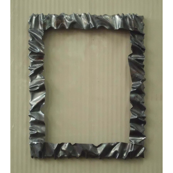 CORNICE design FERRO BATTUTO per Specchio o Foto con o senza LED . Realizzazioni Personalizzate . 850