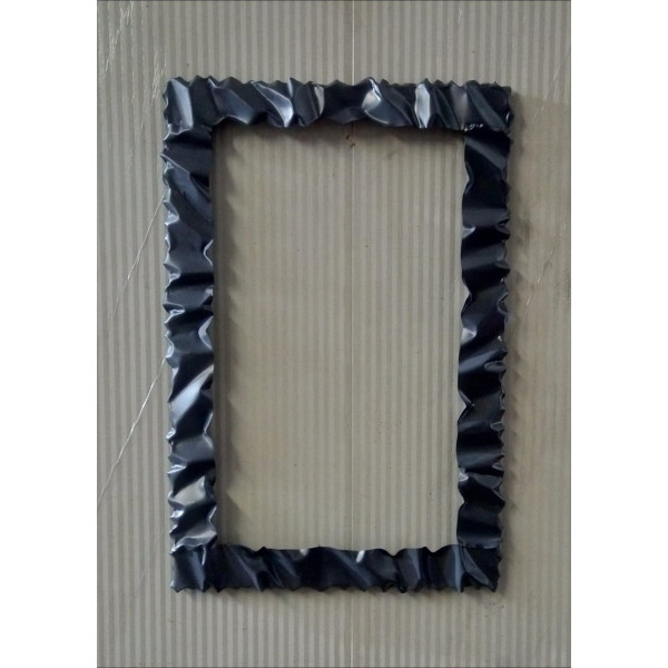 CORNICE design FERRO BATTUTO per Specchio o Foto con o senza LED . Realizzazioni Personalizzate . 850