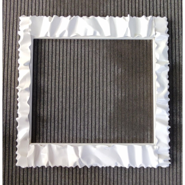 CORNICE design FERRO BATTUTO per Specchio o Foto con o senza LED . Realizzazioni Personalizzate . 850