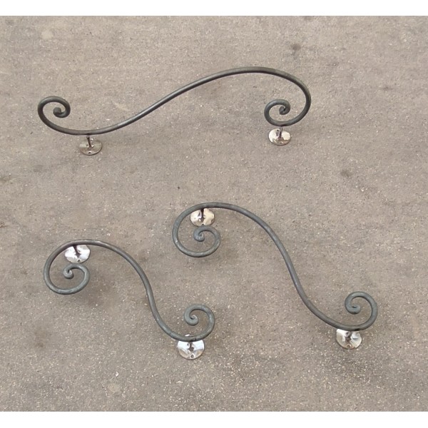 Wrought Iron Handrail. Personalised Executions. 398