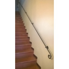 CORRIMANO in Ferro Battuto . Realizzazioni Personalizzate . 399 .