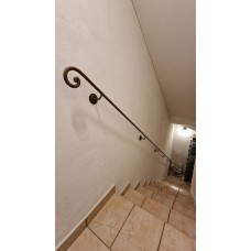 CORRIMANO in Ferro Battuto . Realizzazioni Personalizzate . 399 .
