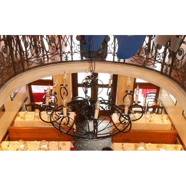 Wrought Iron Chandelier. Personalised Executions. 264