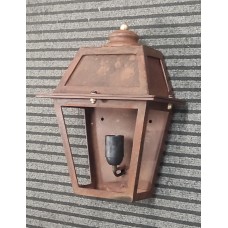 Wrought Iron Lantern. Personalised Executions. 1557