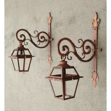 Wrought Iron Lantern. Personalised Executions. 1558