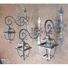 Wrought Iron Lantern. Personalised Executions. 1562