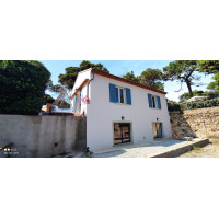 LAMPIONE . LANTERNA in Ferro Battuto . Realizzazioni Personalizzate . Cod. 1553