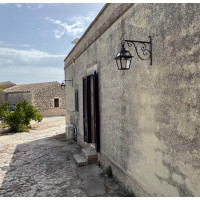 LAMPIONE . LANTERNA in Ferro Battuto . Realizzazioni Personalizzate . Cod. 1561