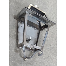 LAMPIONE . LANTERNA in Ferro Battuto . Realizzazioni Personalizzate . Cod. 1563