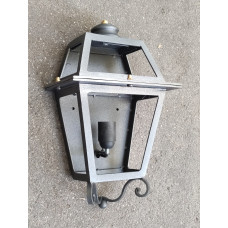 LAMPIONE . LANTERNA in Ferro Battuto . Realizzazioni Personalizzate . Cod. 1563